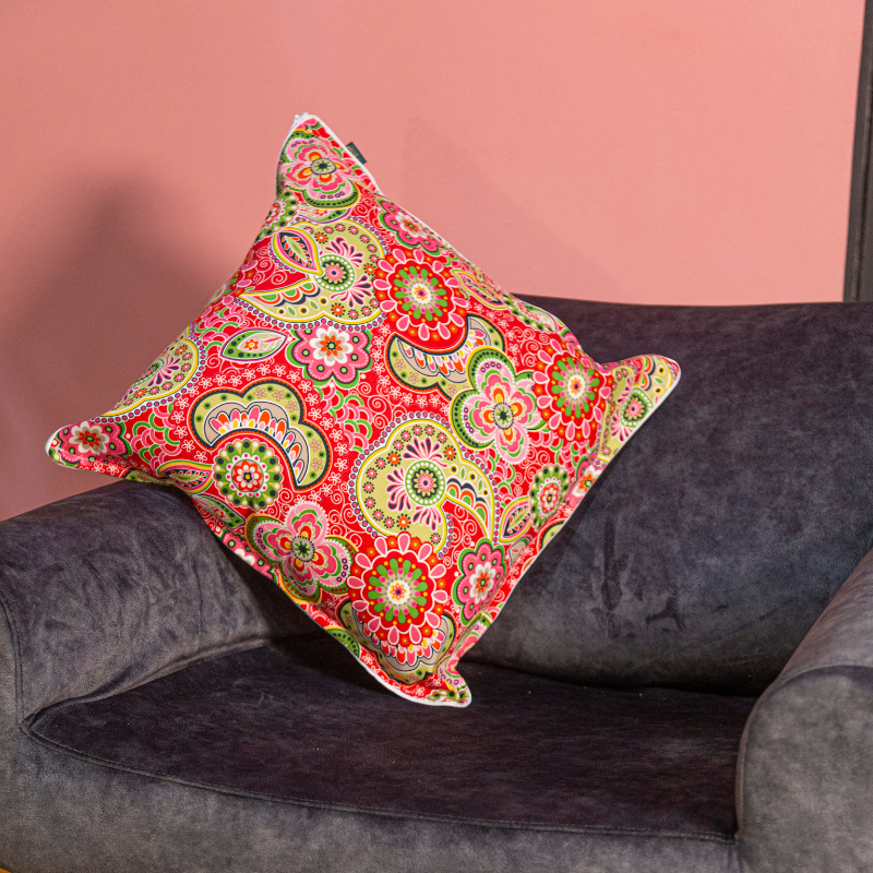 Funda Cojín Estampado Flores Rojas